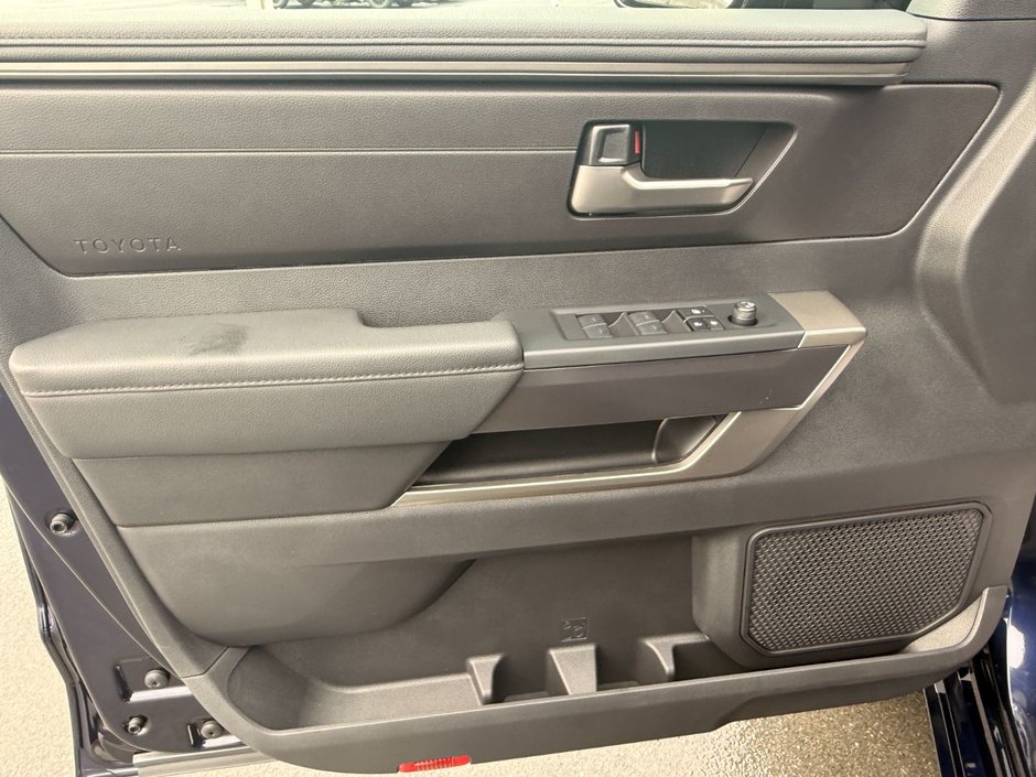 Toyota Tundra CREWMAX SR 2026-7