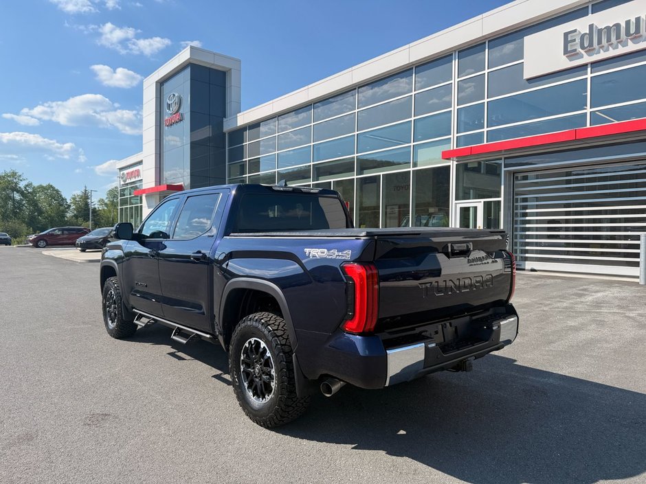 Toyota TUNDRA CREWMAX SR SR 2026-2