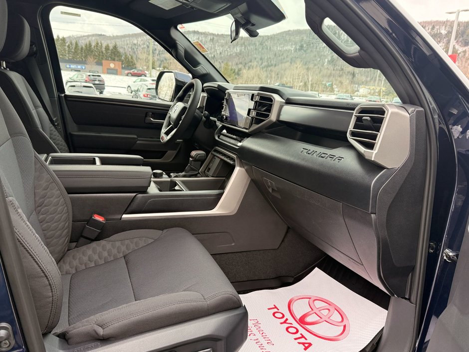 Toyota Tundra CREWMAX SR 2026-15