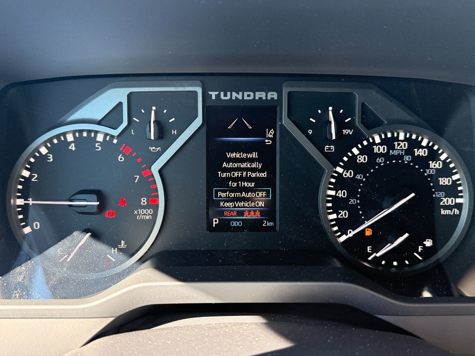 Toyota Tundra CREWMAX SR 2026-11