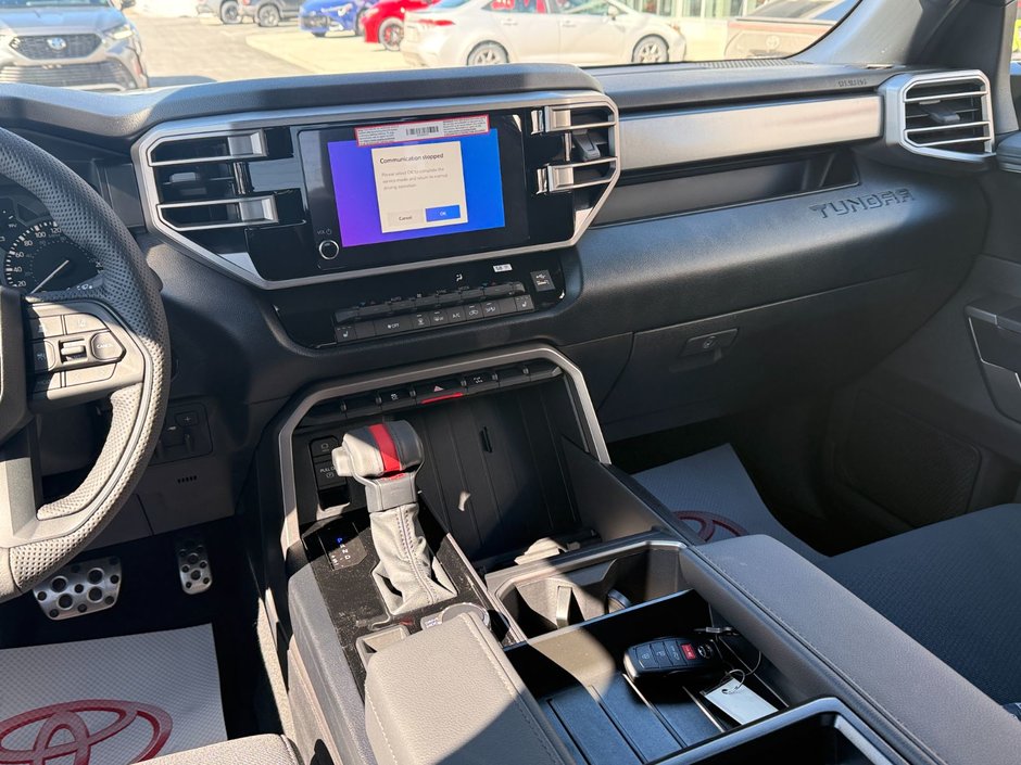 Toyota Tundra CREWMAX SR 2026-10