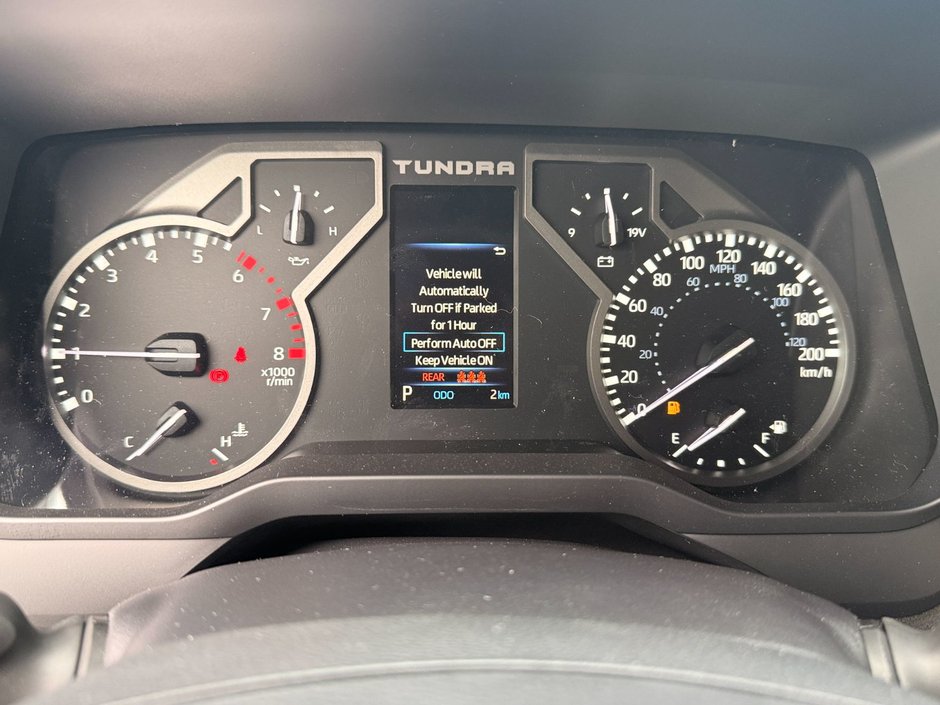 Toyota Tundra CREWMAX SR 2026-11