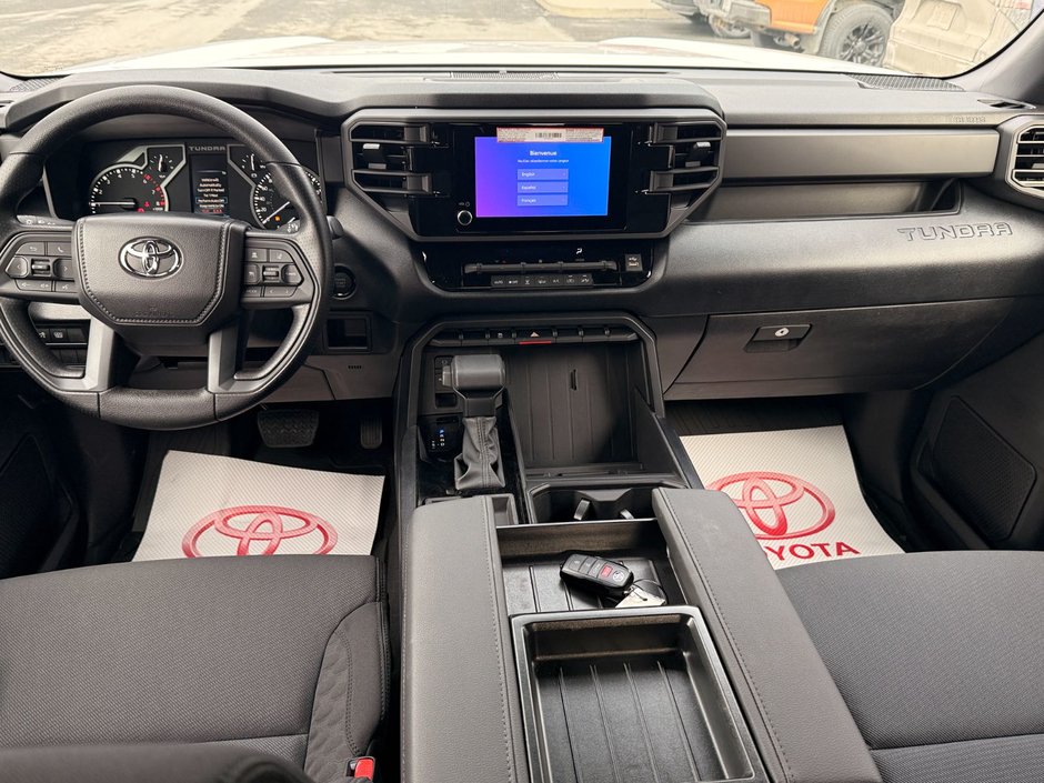 Toyota Tundra CREWMAX SR 2026-8