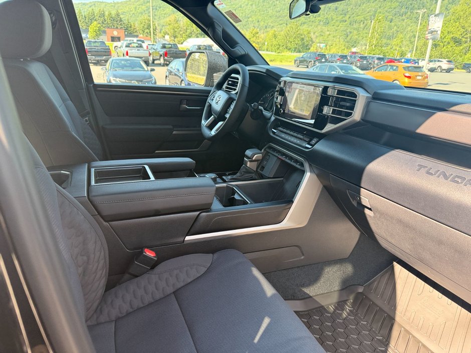 2026 Toyota TUNDRA CREWMAX SR SR-12