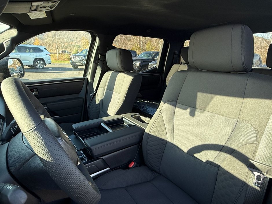 2026 Toyota TUNDRA CREWMAX SR5 L SR5-8