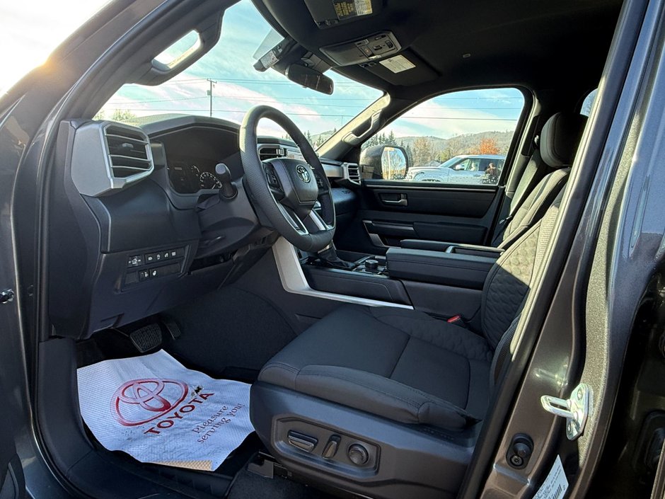 2026 Toyota TUNDRA CREWMAX SR5 L SR5-6