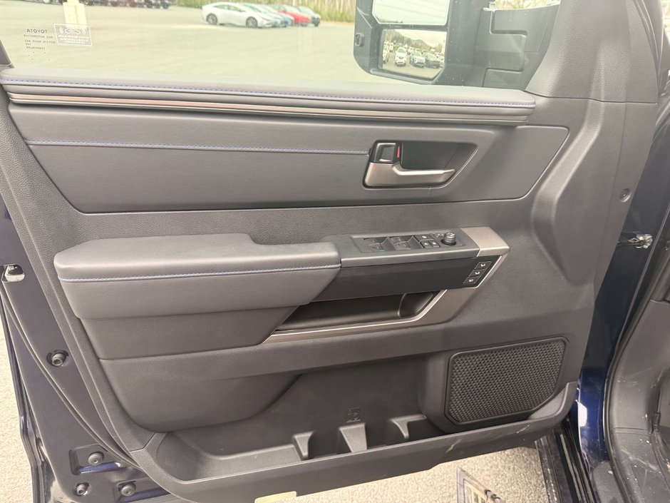 Toyota TUNDRA HYBRIDE CREWMAX PLATINU Platinum Hybrid 2026-7