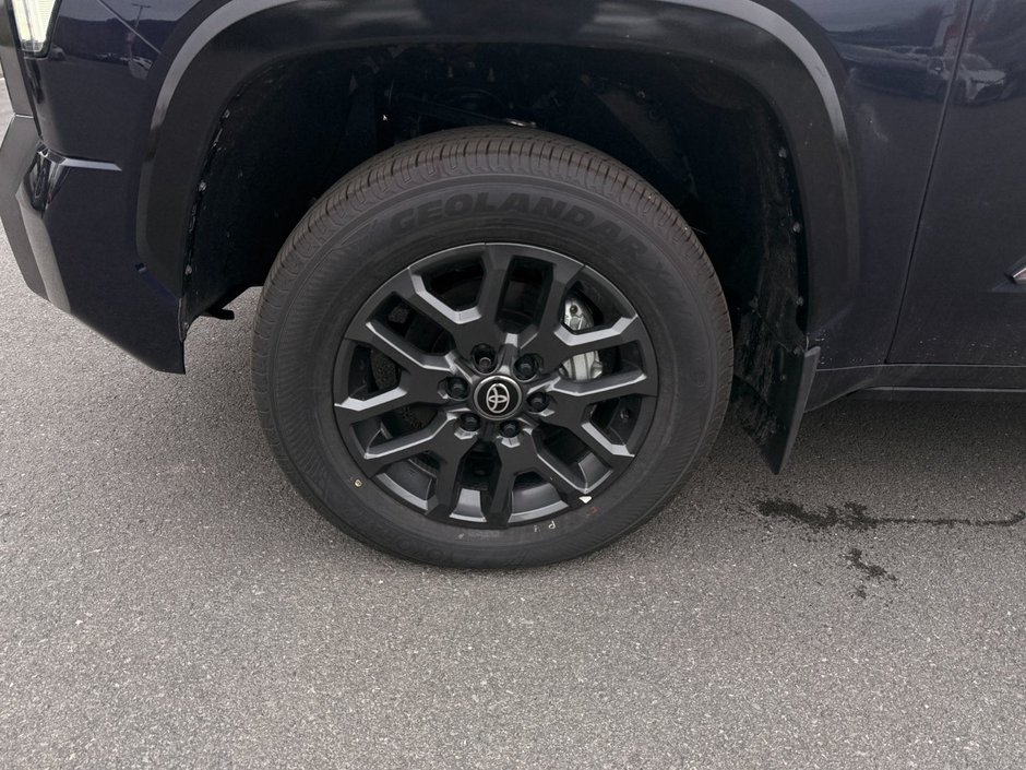 Toyota TUNDRA HYBRIDE CREWMAX PLATINU Platinum Hybrid 2026-5