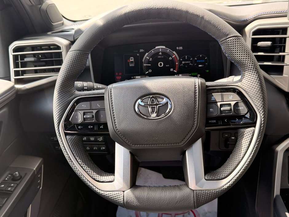 2026 Toyota TUNDRA HYBRIDE CREWMAX PLATINU Platinum Hybrid-9