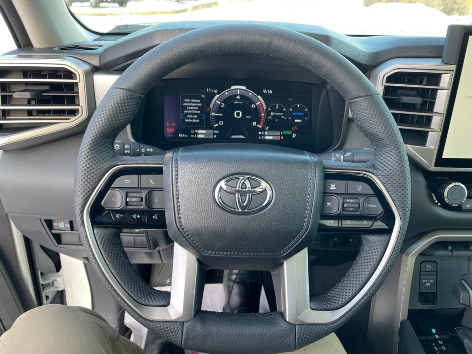 Edmundston Toyota in New Brunswick 2024 Toyota TUNDRA HYBRIDE CREWMAX