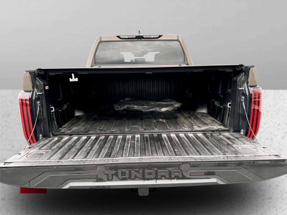 Toyota TUNDRA HYBRIDE CREWMAX LIMITED Limited Hybrid 2025-5