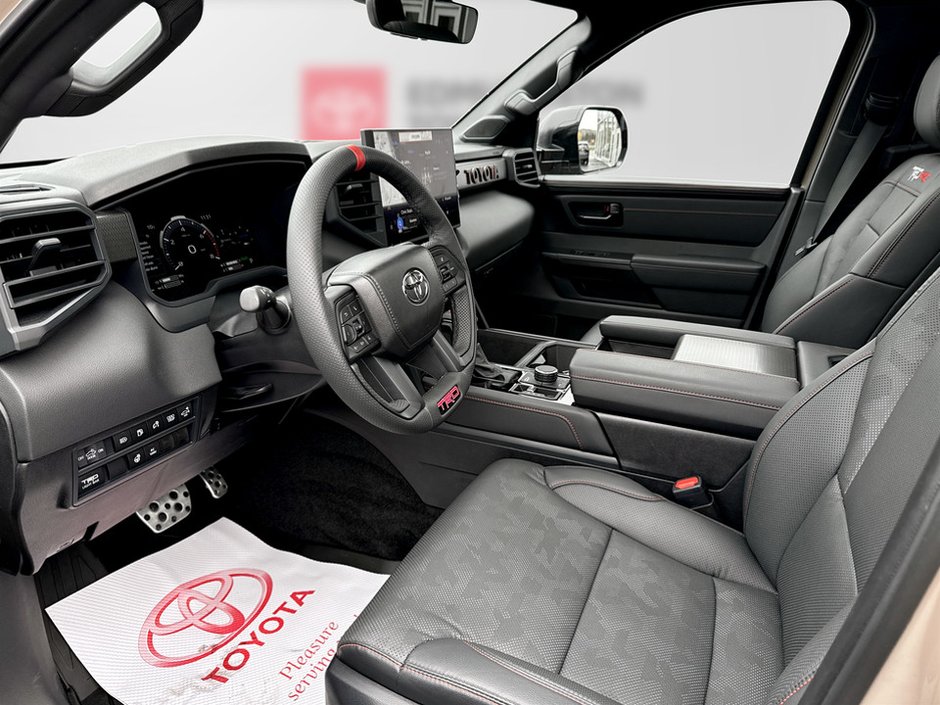 Toyota TUNDRA HYBRIDE CREWMAX LIMITED Limited Hybrid 2025-8