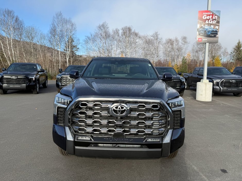 Toyota TUNDRA HYBRIDE CREWMAX PLATINU Platinum Hybrid 2026-2
