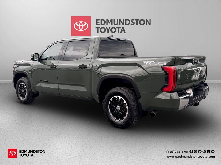 Toyota TUNDRA SR 2023-2