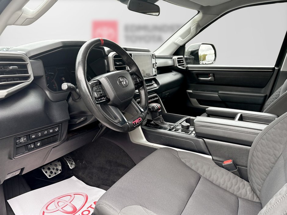 Toyota TUNDRA SR 2023-11