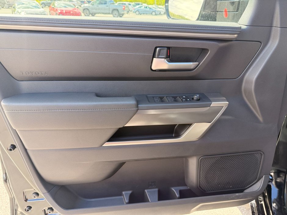 2026 Toyota Tundra CREWMAX SR-7
