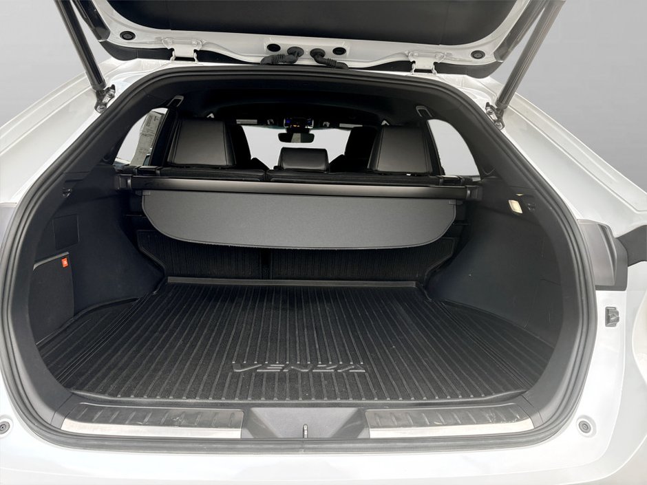 2023 Toyota VENZA HYB XLE-6