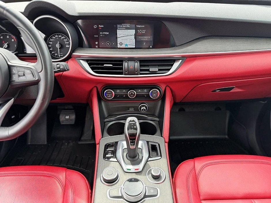 Alfa Romeo Stelvio Sport AWD 2021-15