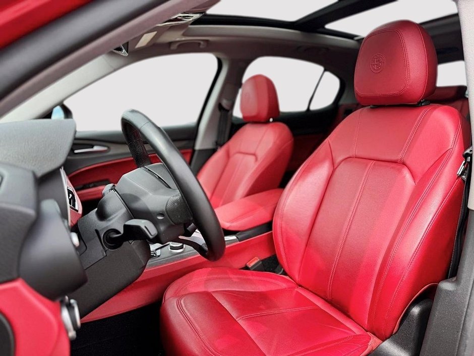 Alfa Romeo Stelvio Sport AWD 2021-7