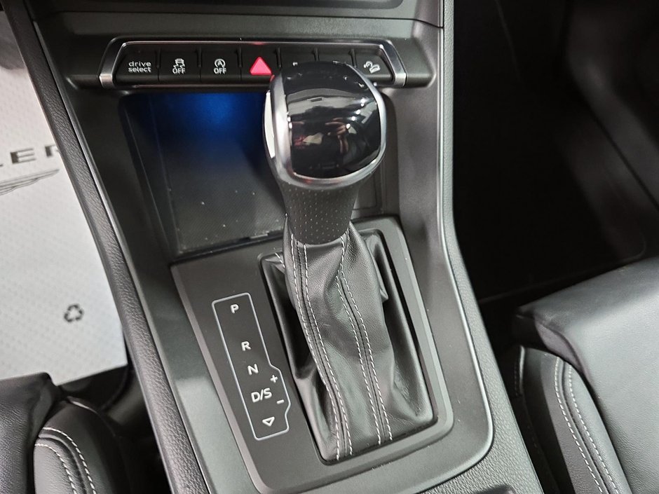 Audi Q3 Progressiv Quattro S-Line 2024-14