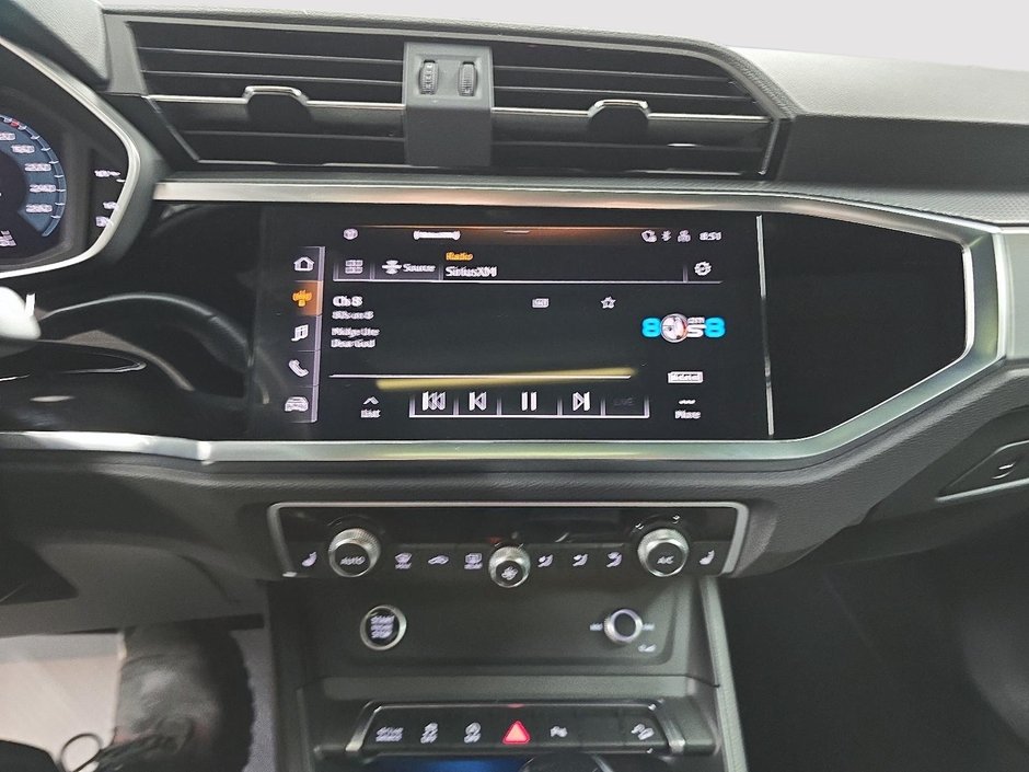 Audi Q3 Progressiv Quattro S-Line 2024-18