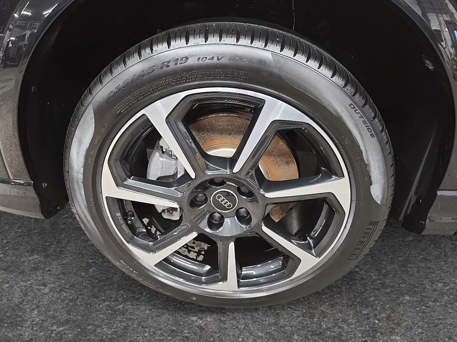 Audi Q3 Progressiv Quattro S-Line 2024-6