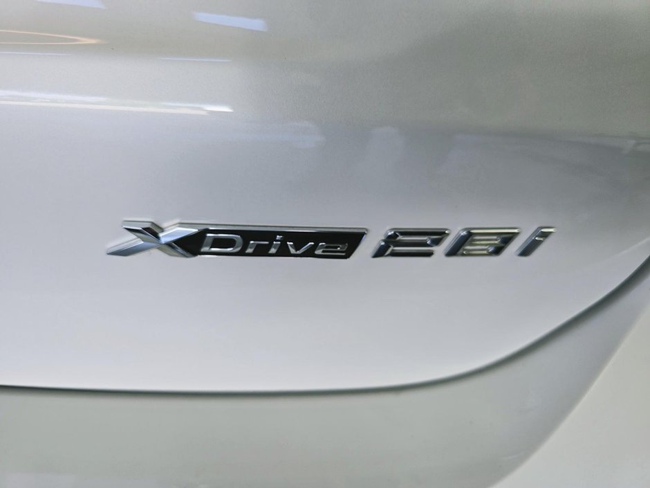 2020 BMW X1 XDRIVE28i // CUIR // TOIT PANORAMIQUE-15