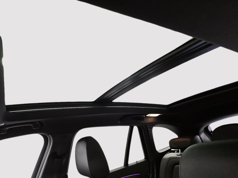 2020 BMW X1 XDRIVE28i // CUIR // TOIT PANORAMIQUE-16