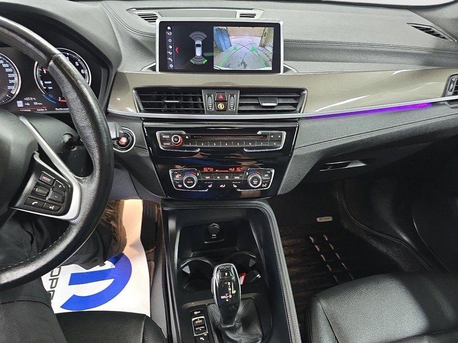 2020 BMW X1 XDRIVE28i // CUIR // TOIT PANORAMIQUE-18