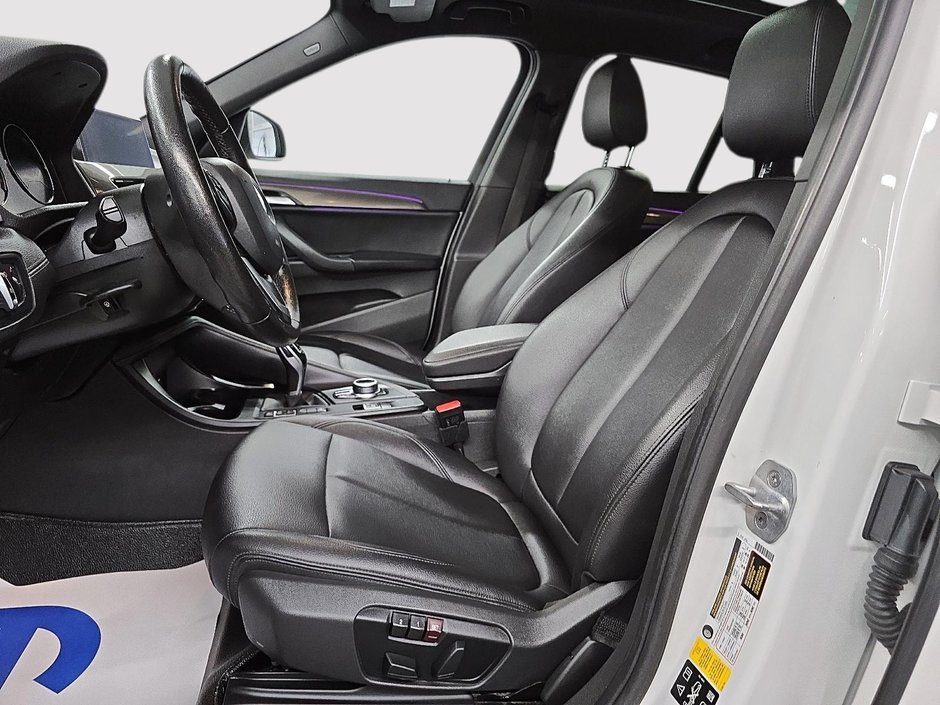 2020 BMW X1 XDRIVE28i // CUIR // TOIT PANORAMIQUE-8