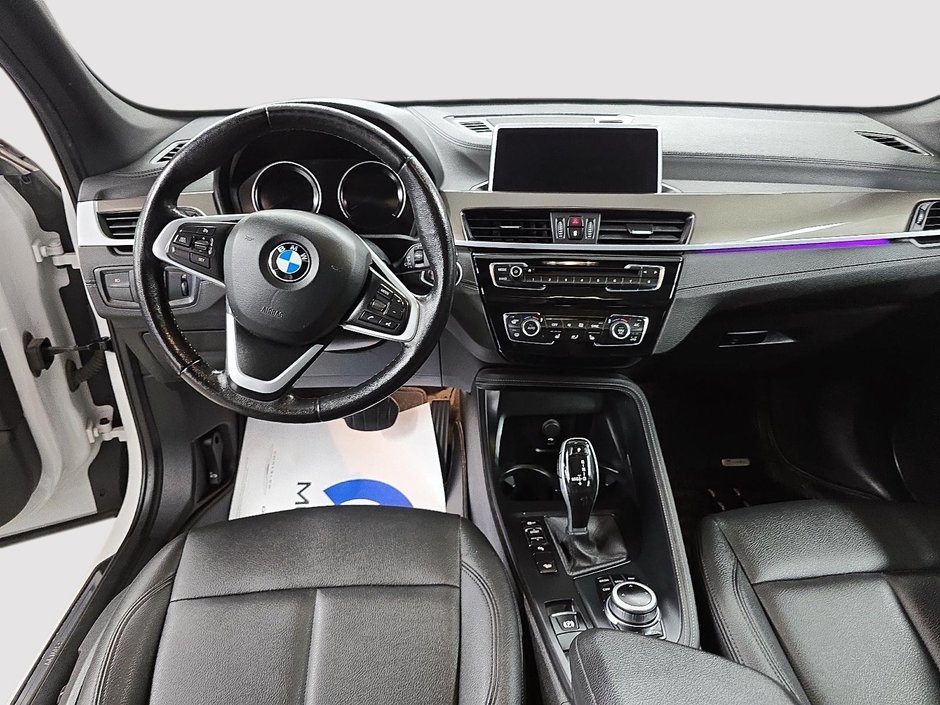 2020 BMW X1 XDRIVE28i // CUIR // TOIT PANORAMIQUE-9