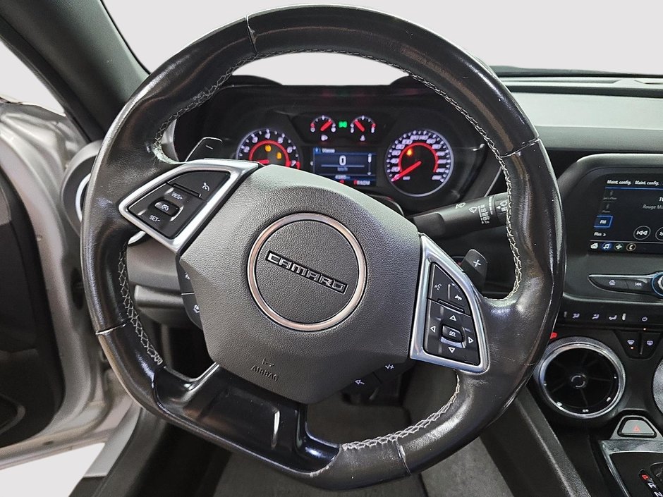 2019 Chevrolet Camaro CAMARO // 1LT // 4 CYLINDRES-11