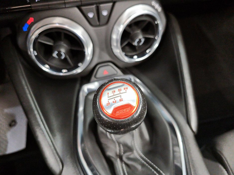 Chevrolet Camaro 1SS // CONVERTIBLE // DÉCAPOTABLE 2019-14