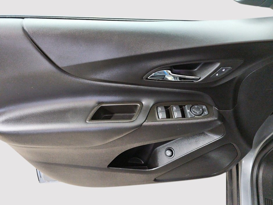 Chevrolet Equinox EQUINOX // LT // CHEVROLET 2024-10