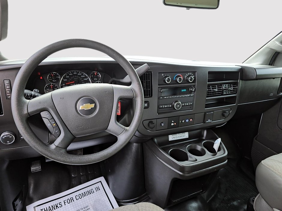 2025 Chevrolet Express Commercial Cutaway CUTAWAY // 159'' // G3500-8