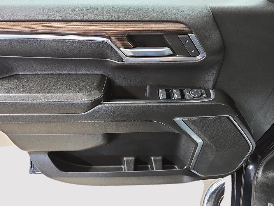 2023 Chevrolet Silverado 1500 LT CREW CAB 4X4 // BOITE LONGUE-9