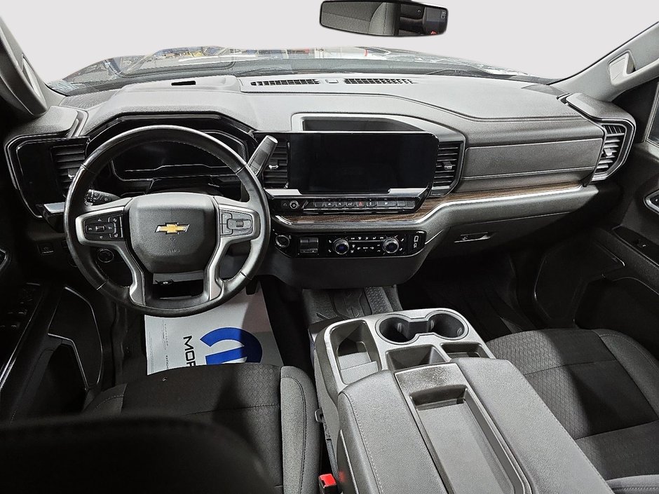 2023 Chevrolet Silverado 1500 LT CREW CAB 4X4 // BOITE LONGUE-8