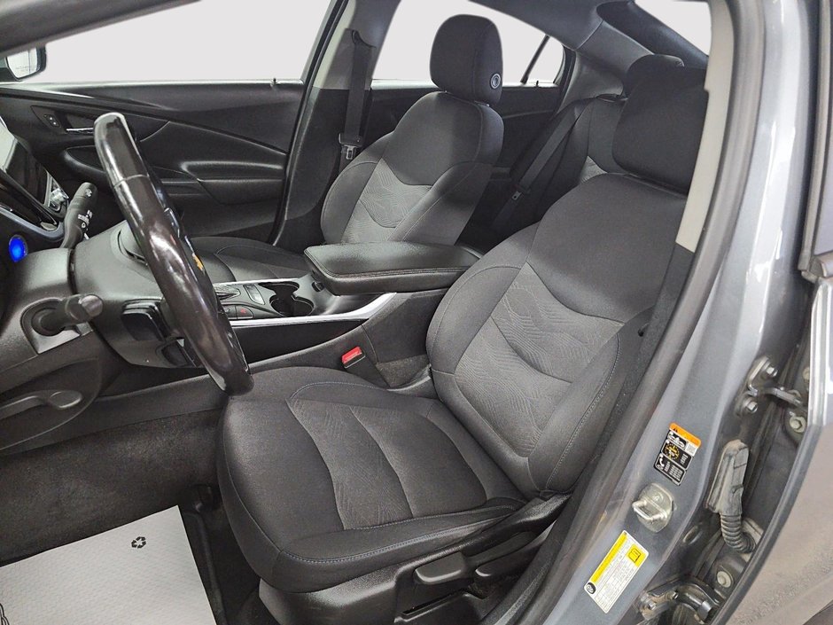 Chevrolet Volt LT // VOLT // CHEVROLET 2019-8