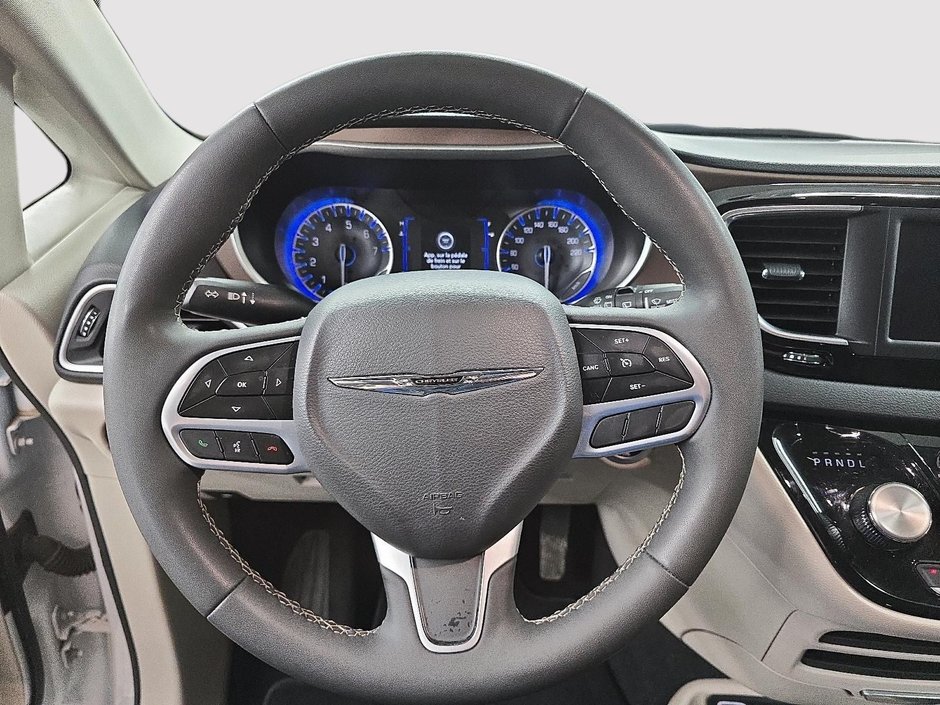 2024 Chrysler Grand Caravan SXT-11