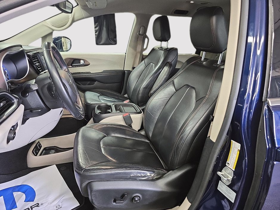 2017 Chrysler Pacifica TOURING-L // GROUPE REMORQUAGE-8