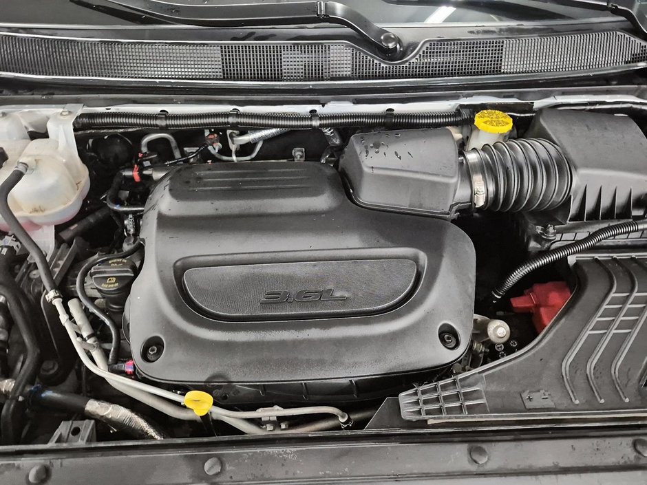 Chrysler Pacifica Touring-L Apparence S 2024-7