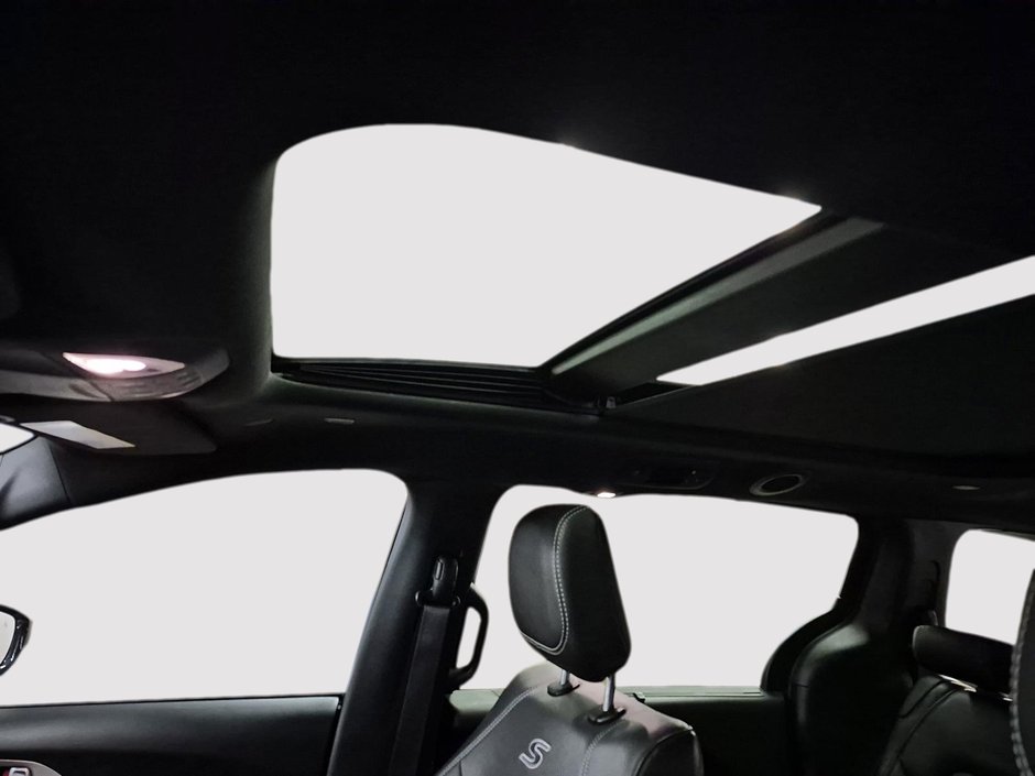 Chrysler Pacifica Touring-L Apparence S 2024-15