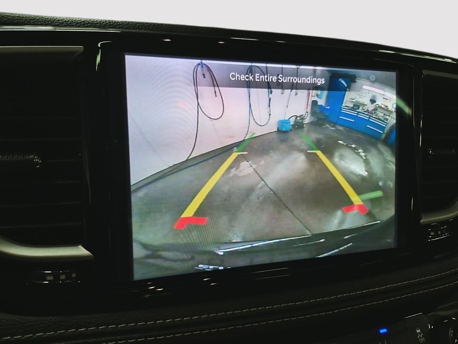 Chrysler Pacifica Touring-L Apparence S 2024-16