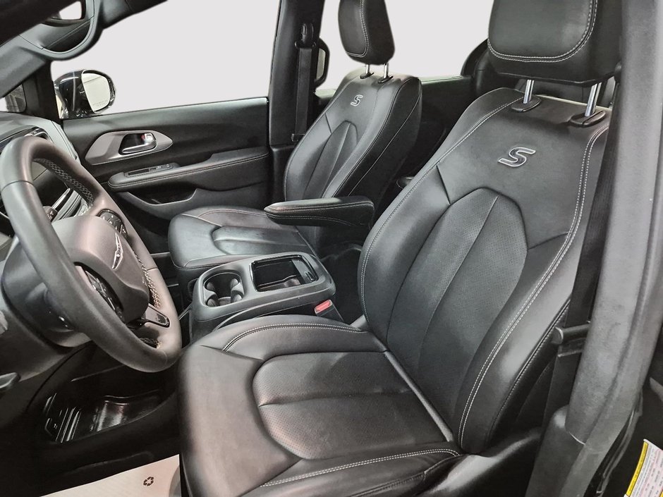 Chrysler Pacifica Touring-L Apparence S 2024-8