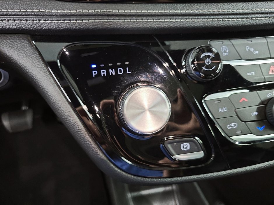 Chrysler Pacifica Touring-L Apparence S 2024-14