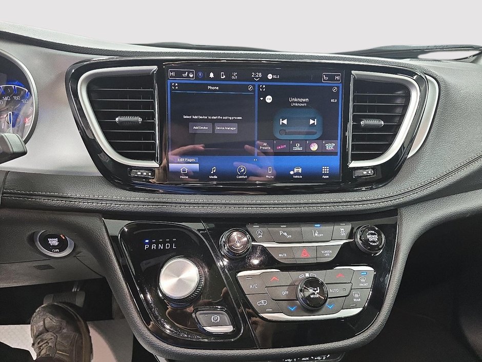 Chrysler Pacifica Touring-L Apparence S 2024-17