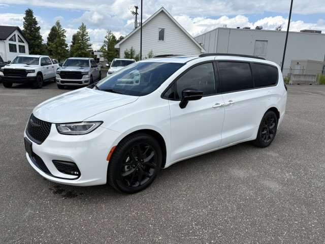 Chrysler Pacifica LIMITED // 3.6L // 9 VITESSES 2025-2