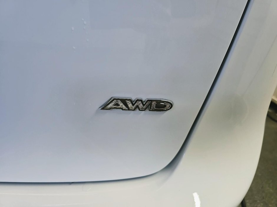 Chrysler Pacifica SELECT AWD 2026-14