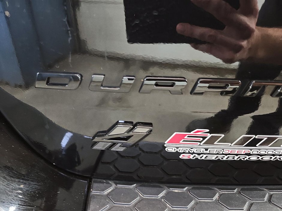 2024 Dodge Durango R/T AWD // BLACKTOP-15