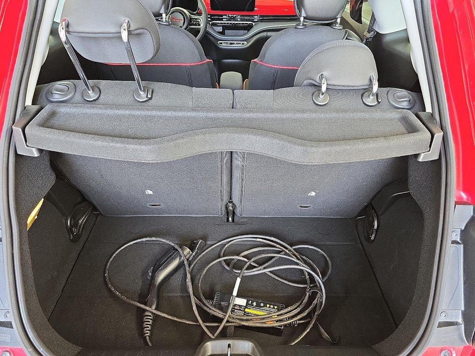 Fiat 500e (RED) EDITION // 100% ELECTRIQUE 2024-5